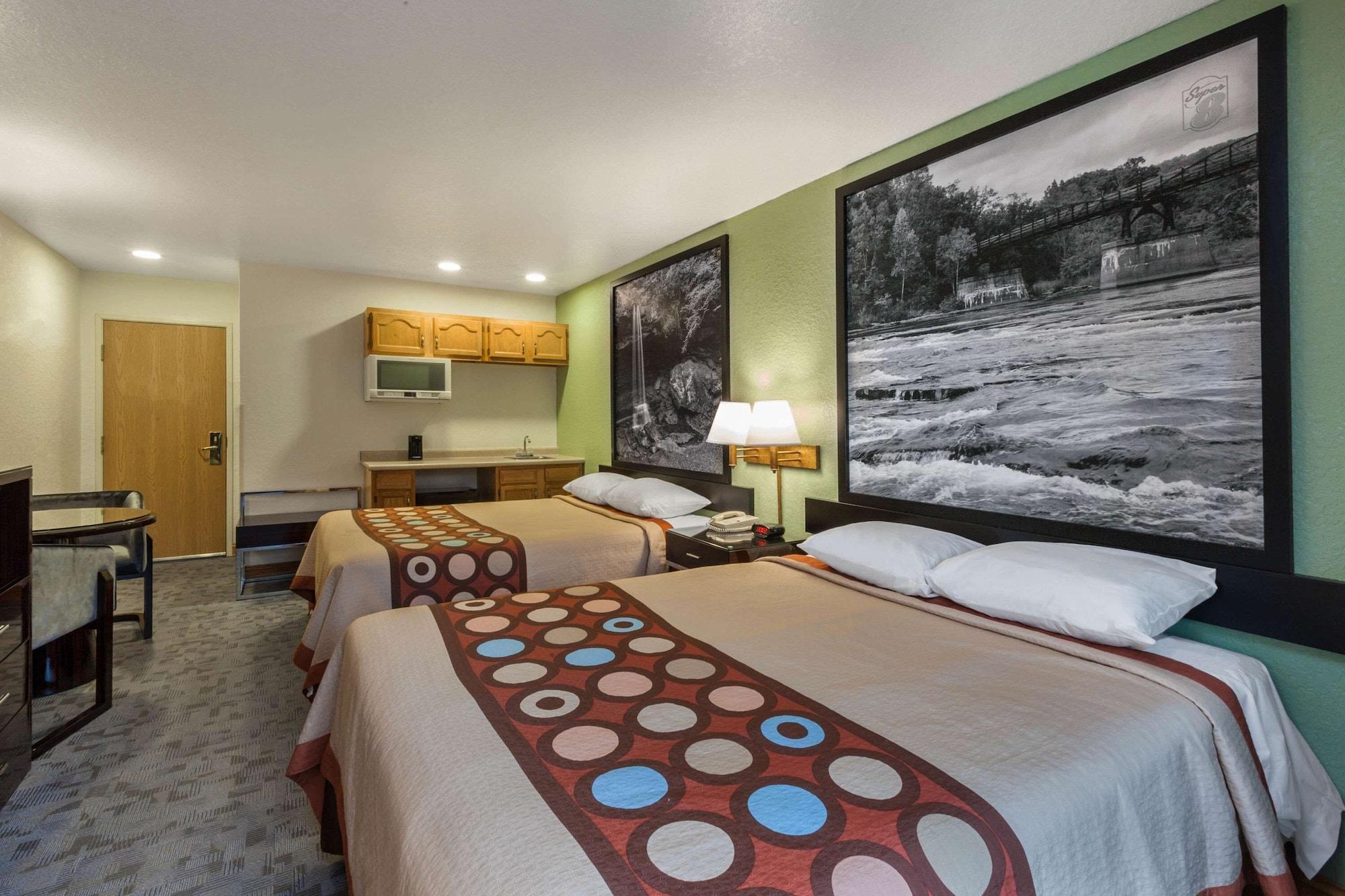 Hotel Super 8 By Wyndham Uniontown Pa Zewnętrze zdjęcie