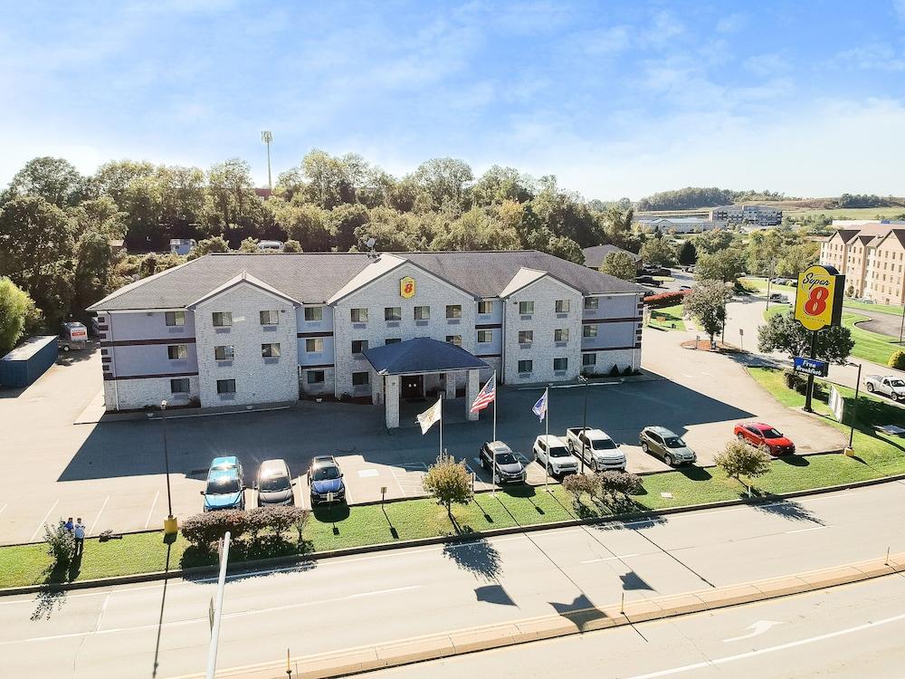 Hotel Super 8 By Wyndham Uniontown Pa Zewnętrze zdjęcie