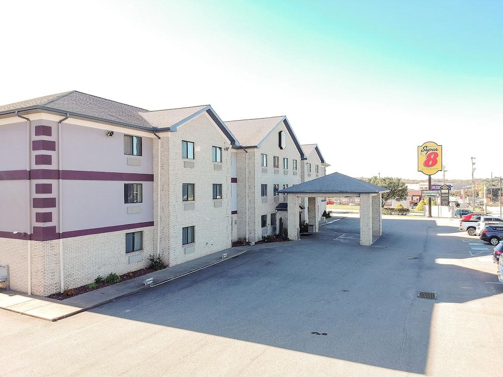 Hotel Super 8 By Wyndham Uniontown Pa Zewnętrze zdjęcie