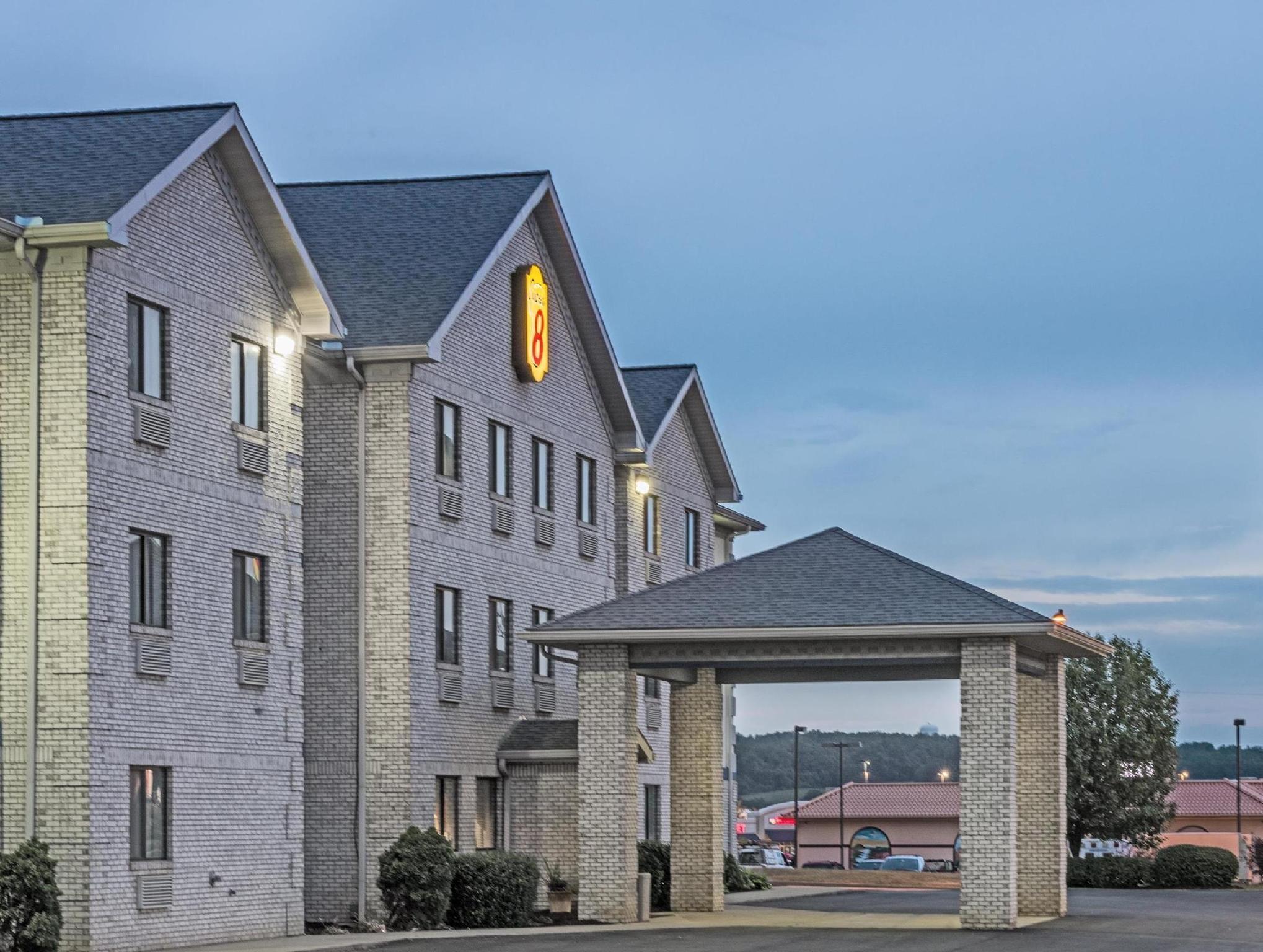 Hotel Super 8 By Wyndham Uniontown Pa Zewnętrze zdjęcie