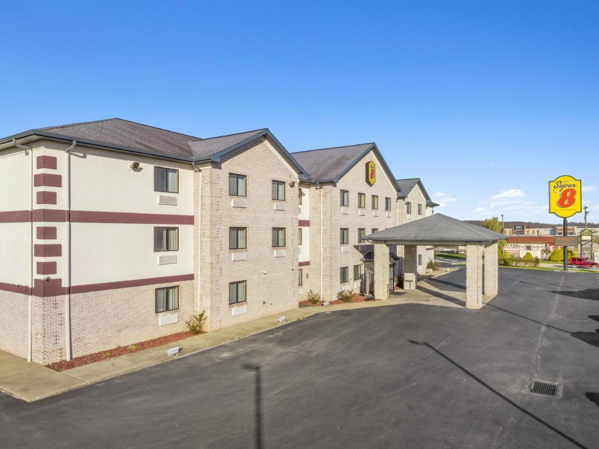 Hotel Super 8 By Wyndham Uniontown Pa Zewnętrze zdjęcie