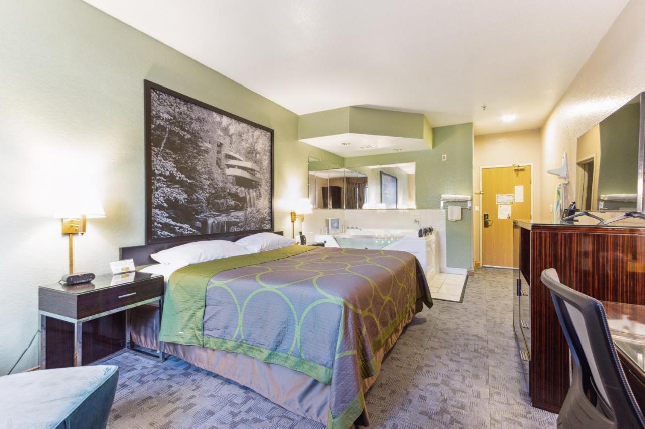 Hotel Super 8 By Wyndham Uniontown Pa Zewnętrze zdjęcie
