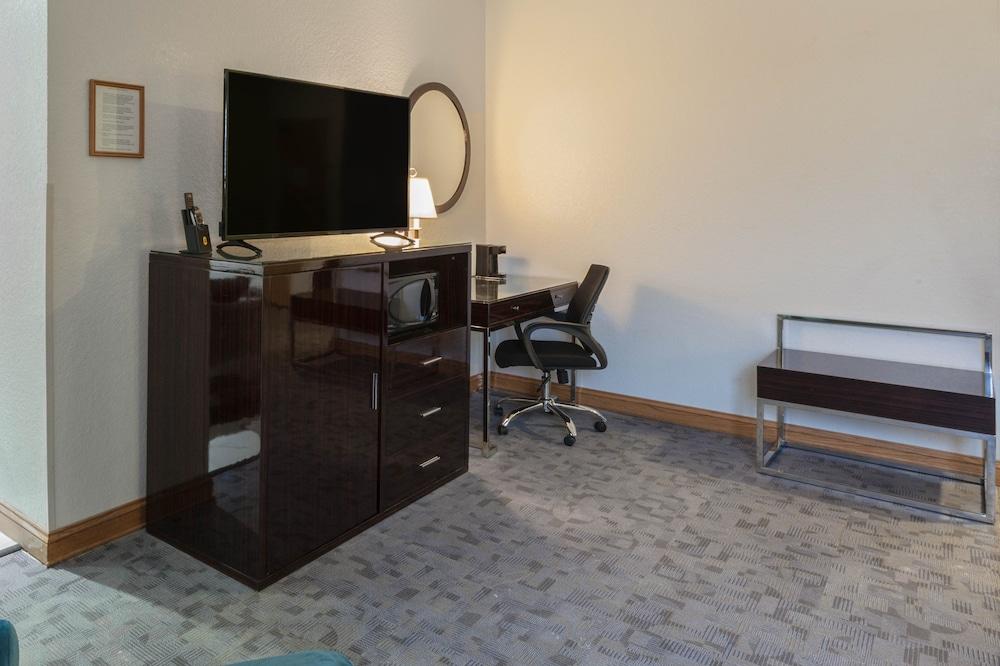 Hotel Super 8 By Wyndham Uniontown Pa Zewnętrze zdjęcie