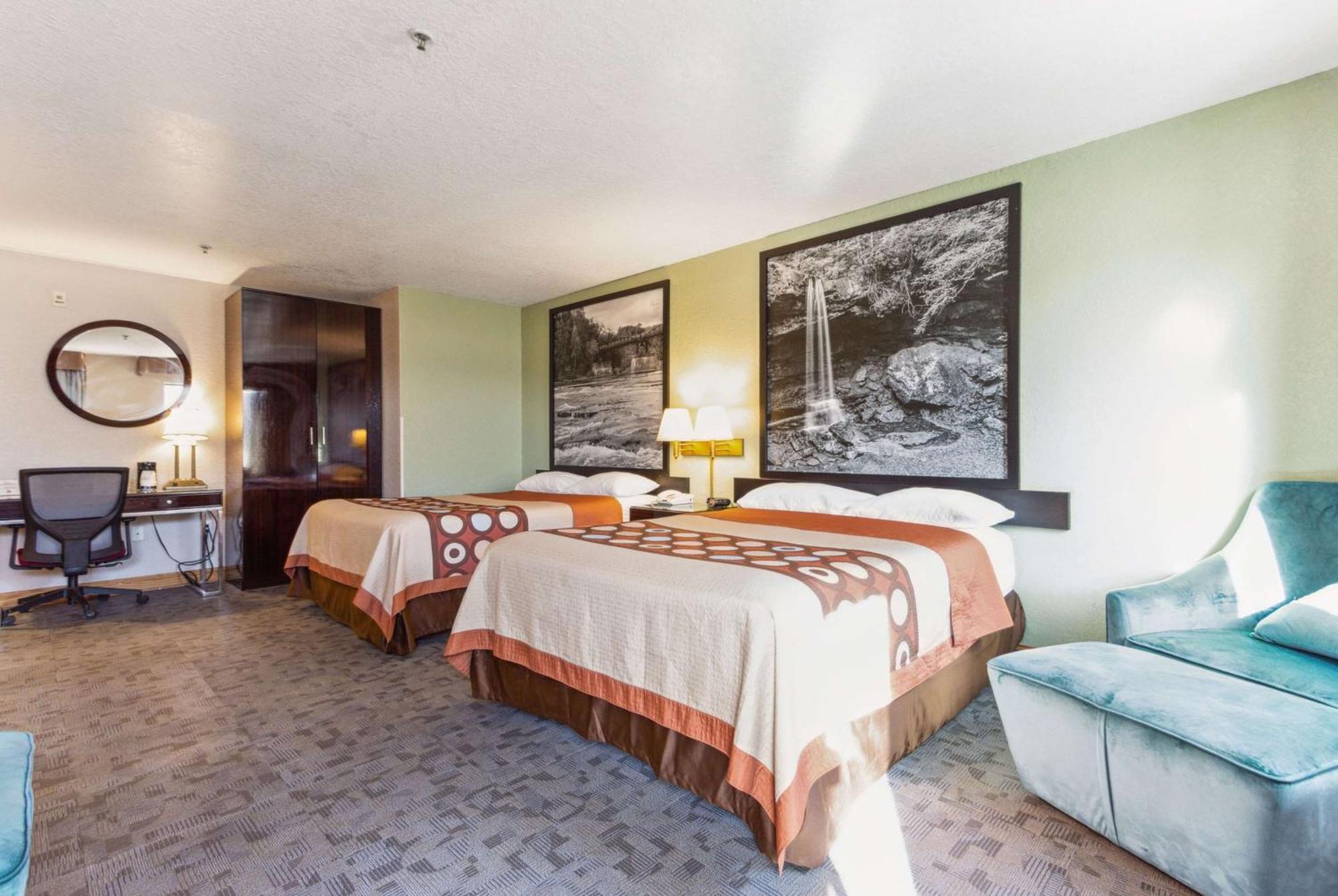 Hotel Super 8 By Wyndham Uniontown Pa Zewnętrze zdjęcie